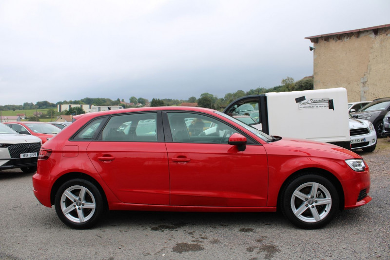 Photo 5 de l'offre de AUDI A3 SPORTBACK TFSI 115 CV SPORT GPS 3D LED JA 16 BLUETOOTH RÉGULATEUR RADAR BOITE S-TRONIC-7 à 19990€ chez Bougel transactions