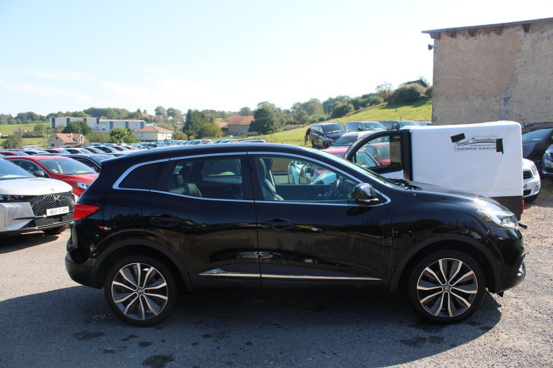 Photo 6 de l'offre de RENAULT KADJAR ENERGY INTENS TCE 130 CV GPS 3D CAMÉRA FULL LED TOIT PANO PARK ASSIST BOITE AUTO à 15500€ chez Bougel transactions