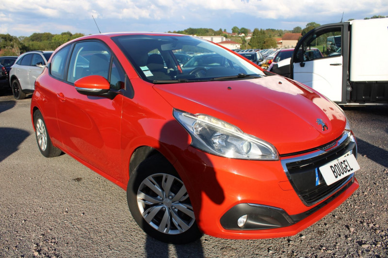 Peugeot 208 II ACTIVE 82 CV ESSENCE ÉCRAN TACTILE CLIM AUDIO MP3 USB RE BLUETOOTH RÉGULATEUR Essence ORANGE POWER Occasion à vendre