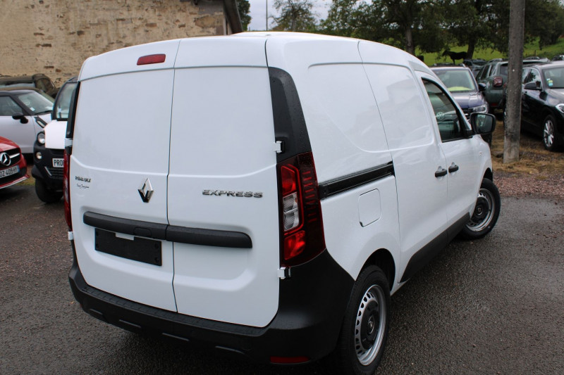 Photo 3 de l'offre de RENAULT EXPRESS VAN AFFAIRE TCE 100 CV ESSENCE AUDIO MP3 RADAR BLUETOOTH USB PORTE LATÉRALE BOITE 6 à 13500€ chez Bougel transactions