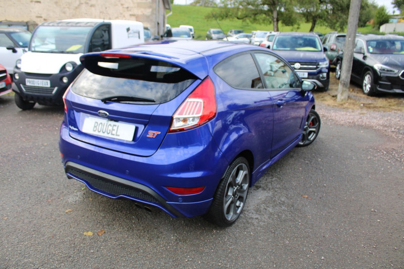 Photo 3 de l'offre de FORD FIESTA ECOBOOST 182 CV ST SPORT à 19500€ chez Bougel transactions