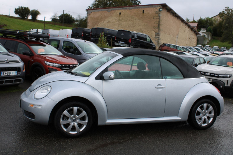 Photo 9 de l'offre de VOLKSWAGEN BEETLE CABRIOLET DIESEL 1L6 TDI 105 CV RÉGULATEUR CLIMAT ABS LASER MP3 JANTES ALU à 9990€ chez Bougel transactions