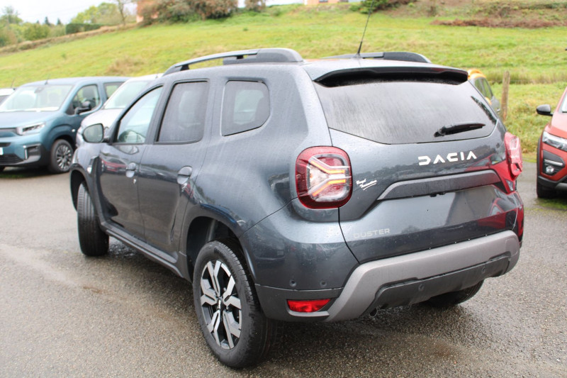 Photo 4 de l'offre de DACIA DUSTER 5 JOURNEY BLUE DCI 115 CV GPS 3D CAMÉRA FULL LED USB JA 17 RE BLUETOOTH RÉGULATEUR à 23990€ chez Bougel transactions