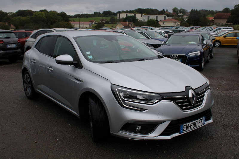 Photo 2 de l'offre de RENAULT MEGANE 4 INTENS 1L6 DCI 130 CV GPS 3D CAMÉRA BOSE FULL LED USB JA 17 BLUETOOH RÉGULATEUR à 14990€ chez Bougel transactions