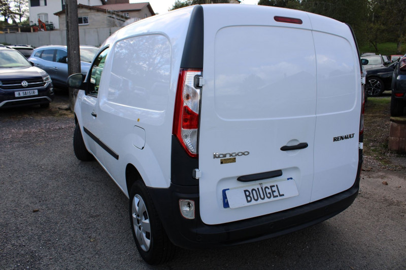 Photo 4 de l'offre de RENAULT KANGOO III EXTRA RLINK 1L5 DCI 90 CV REGULATEUR BLUETOOTH RADARS CLIM GPS USB ABS  3 PLACES à 11900€ chez Bougel transactions