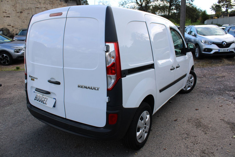 Photo 3 de l'offre de RENAULT KANGOO III EXTRA RLINK 1L5 DCI 90 CV REGULATEUR BLUETOOTH RADARS CLIM GPS USB ABS  3 PLACES à 11900€ chez Bougel transactions