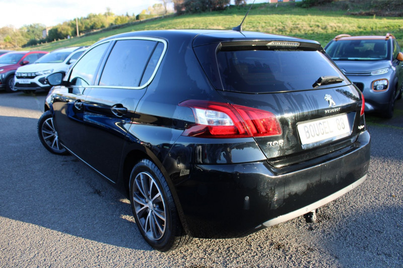 Photo 3 de l'offre de PEUGEOT 308 III ALLURE 110 CV ESSENCE GPS 3D CLIM ATTELAGE USB JA 16 RADAR BLUETOOTH RÉGULATEUR à 8990€ chez Bougel transactions