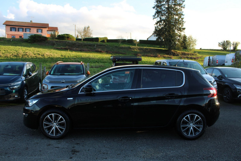 Photo 5 de l'offre de PEUGEOT 308 III ALLURE 110 CV ESSENCE GPS 3D CLIM ATTELAGE USB JA 16 RADAR BLUETOOTH RÉGULATEUR à 8990€ chez Bougel transactions