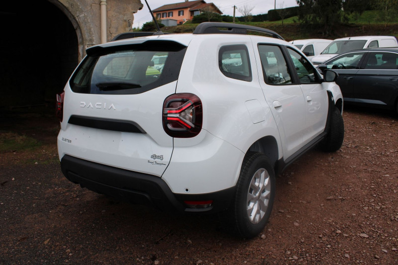 Photo 3 de l'offre de DACIA DUSTER 5 BLUE DCI 115 CV EXPRESSION  4X4  GPS CARPLAY JA 16 FULL LED USB RADAR RÉGULATEUR à 23990€ chez Bougel transactions