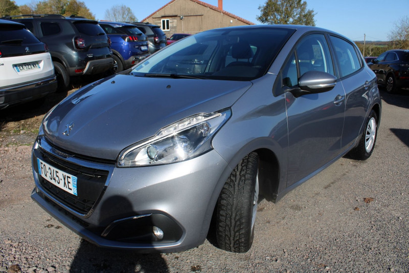 Photo 4 de l'offre de PEUGEOT 208 II BLUE HDI 100 CV ACTIVE GPS 3D CLIM AUTO USB BLUETOOTH RÉGULATEUR ROUE DE SECOURS à 11800€ chez Bougel transactions