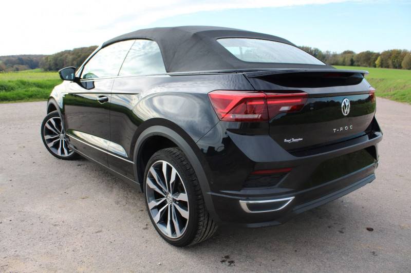 Photo 8 de l'offre de VOLKSWAGEN T-ROC CABRIOLET R-LINE TSI 150 CV GPS 3D FULL LED MP3 CAMÉRA I-COKPIT USB JA 19 BOITE AUTO DSG-7 à 28900€ chez Bougel transactions