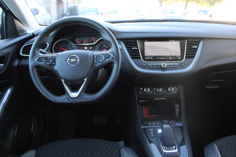 Photo 13 de l'offre de OPEL GRANDLAND X HYBRID4 300 ULTIMATE AWD 4X4 GPS USB CAMÉRA 360 ABS BICOLOR RÉGULATEUR ADAPTATIF à 24500€ chez Bougel transactions