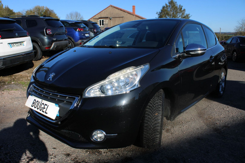 Photo 5 de l'offre de PEUGEOT 208 VTI ALLURE 120 CV MI/CUIR MP3 ÉCRAN TACTILE USB JA 16 RADAR BLUETOOTH RÉGULATEUR à 6990€ chez Bougel transactions