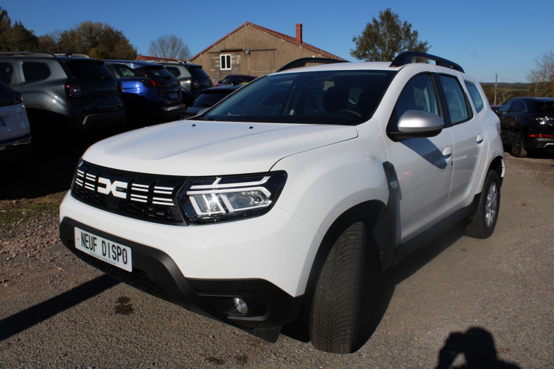 Photo 4 de l'offre de DACIA DUSTER 5 BLUE DCI 115 CV EXPRESSION  4X4  GPS CARPLAY JA 16 FULL LED USB RADAR RÉGULATEUR à 23990€ chez Bougel transactions