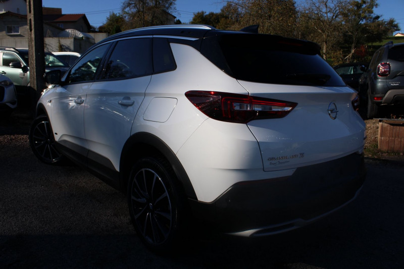 Photo 4 de l'offre de OPEL GRANDLAND X HYBRID4 300 ULTIMATE AWD 4X4 GPS USB CAMÉRA 360 ABS BICOLOR RÉGULATEUR ADAPTATIF à 24500€ chez Bougel transactions