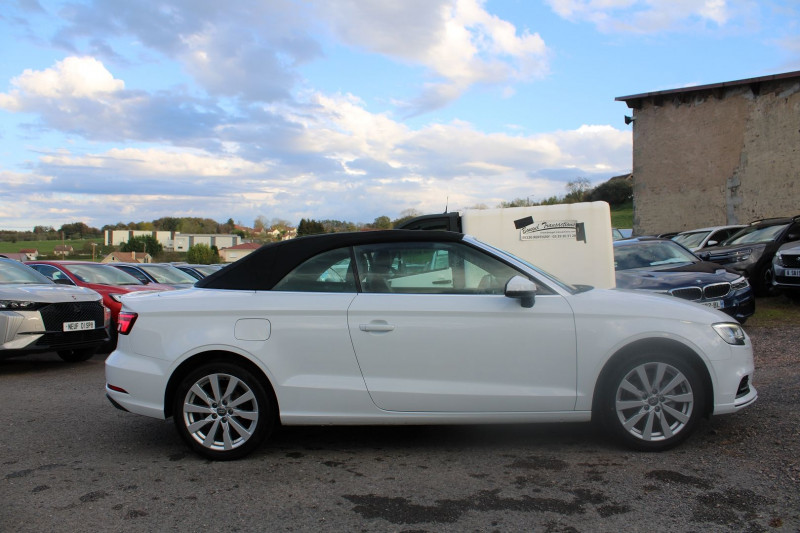 Photo 29 de l'offre de AUDI A3 CABRIOLET DESIGN LUXE 2L TDI 150 CV GPS 3D JA 17 XÉNON+ LED BLUETOOTH USB BOITE S-TRONIC-7 à 22900€ chez Bougel transactions