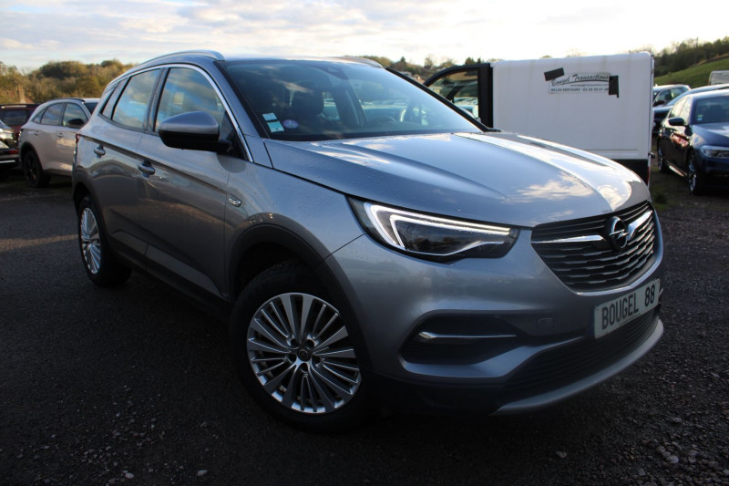 Photo 2 de l'offre de OPEL GRANDLAND X TURBO 130 CV ESSENCE ELITE GPS 3D ATTELAGE USB JA 18 RÉGULATEUR BOITE AUTO EAT-8 à 16990€ chez Bougel transactions