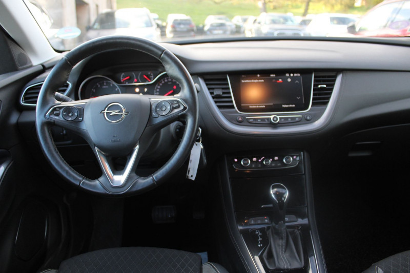 Photo 14 de l'offre de OPEL GRANDLAND X TURBO 130 CV ESSENCE ELITE GPS 3D ATTELAGE USB JA 18 RÉGULATEUR BOITE AUTO EAT-8 à 16990€ chez Bougel transactions