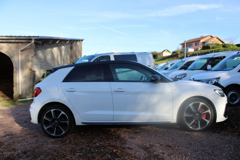 Photo 9 de l'offre de AUDI A1 SPORTBACK 35 TFSI 150 S-LINE BOITE 6V ÉCRAN 3D RÉGULATEUR BLUETOOTH MI CUIR USB JA 18 à 21500€ chez Bougel transactions