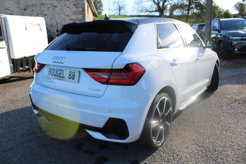 Photo 4 de l'offre de AUDI A1 SPORTBACK 35 TFSI 150 S-LINE BOITE 6V ÉCRAN 3D RÉGULATEUR BLUETOOTH MI CUIR USB JA 18 à 21500€ chez Bougel transactions