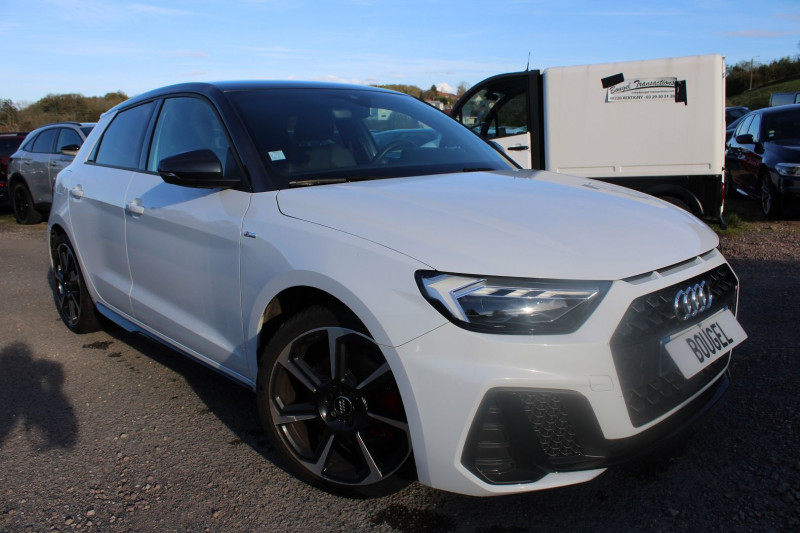 Audi A1 SPORTBACK 35 TFSI 150 S-LINE BOITE 6V ÉCRAN 3D RÉGULATEUR BLUETOOTH MI CUIR USB JA 18 Essence BLANC TOIT GRIS Occasion à vendre