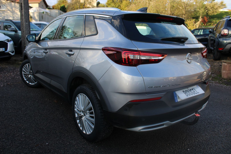 Photo 4 de l'offre de OPEL GRANDLAND X TURBO 130 CV ESSENCE ELITE GPS 3D ATTELAGE USB JA 18 RÉGULATEUR BOITE AUTO EAT-8 à 16990€ chez Bougel transactions