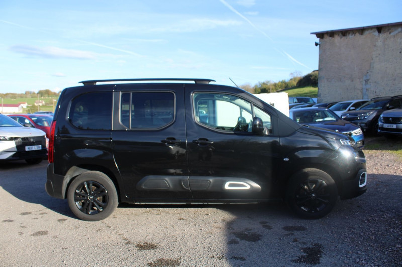 Photo 5 de l'offre de CITROEN BERLINGO 4 BLUEHDI 100 CV SHINE LUXE GPS USB ABS RÉGULATEUR BLUETOOTH CLIM AUTO à 19500€ chez Bougel transactions