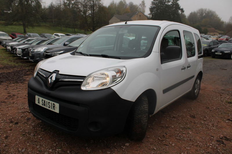 Photo 4 de l'offre de RENAULT KANGOO II 1L5 BLUE DCI TREND CLIM AUDIO MP3 USB RE GRIP CONTROL BLUETOOTH RADAR RÉGULATEUR à 14990€ chez Bougel transactions