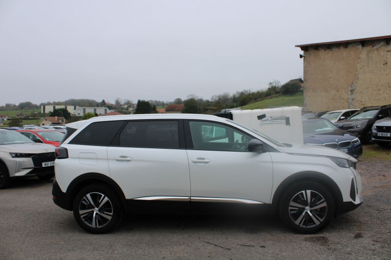 Photo 5 de l'offre de PEUGEOT 5008 PHASE 4 ALLURE DIESEL EAT8 BOITE AUTO PALETTE 1L5 BLUEHDI 130 CAMÉRA GPS CUIR  7 PLACES à 31500€ chez Bougel transactions