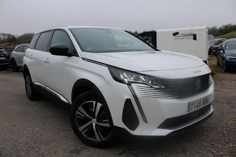 Peugeot 5008 PHASE 4 ALLURE DIESEL EAT8 BOITE AUTO PALETTE 1L5 BLUEHDI 130 CAMÉRA GPS CUIR  7 PLACES Diesel BLANC NACRÉ Occasion à vendre