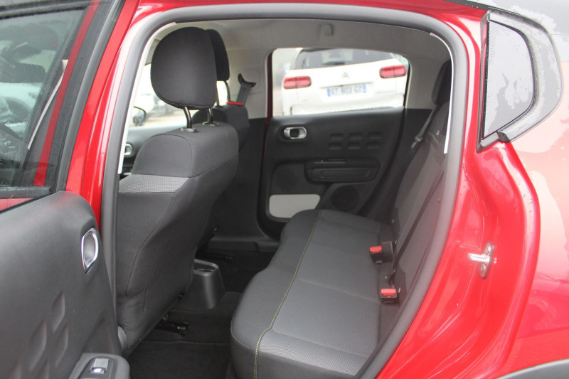 Photo 9 de l'offre de CITROEN C3 PHASE 4 SHINE BICOLOR 1L2 ESSENCE 83 GPS LINK RÉGULATEUR BLUETOOTH FULL LEDS CLIM AUTO à 13990€ chez Bougel transactions