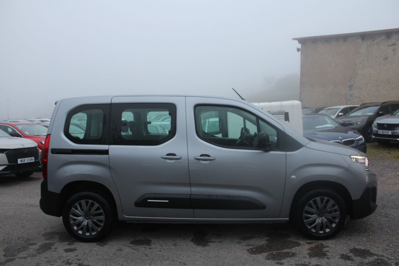 Photo 5 de l'offre de CITROEN BERLINGO 5 PLUS 110 CV ESSENCE GPS CARPLAY CAMÉRA FULL LED AUDIO USB BLUETOOTH RÉGULATEUR à 22900€ chez Bougel transactions