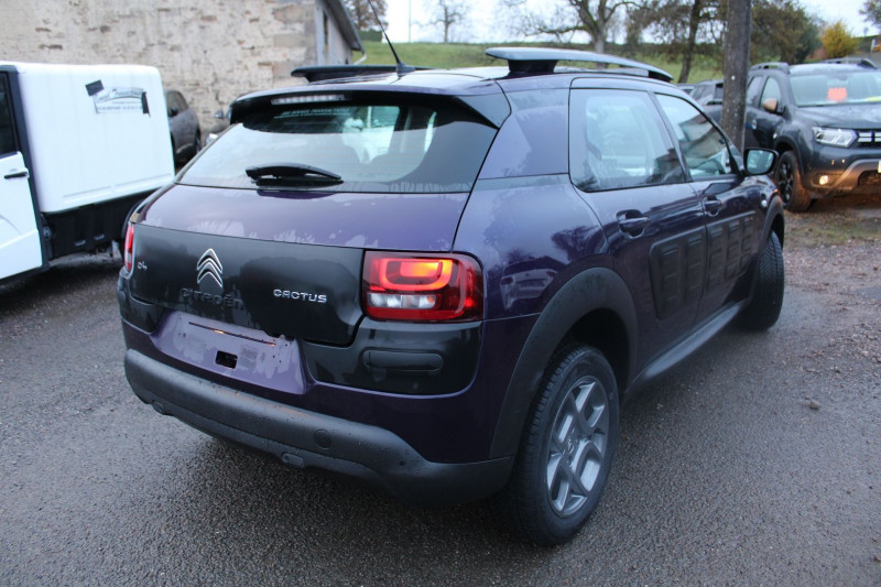 Photo 2 de l'offre de CITROEN C4 CACTUS 1L6 BLUEHDI 100 FEEL GPS USB CAMÉRA REGULATEUR BLUETOOTH ABS JA 16  DIESEL à 10990€ chez Bougel transactions