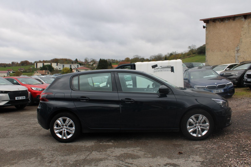 Photo 5 de l'offre de PEUGEOT 308 III BLUE HDI 100 CV ACTIVE ECRAN TACTILE CLIM USB JA 16 RADAR BLUETOOTH RÉGULATEUR à 14900€ chez Bougel transactions