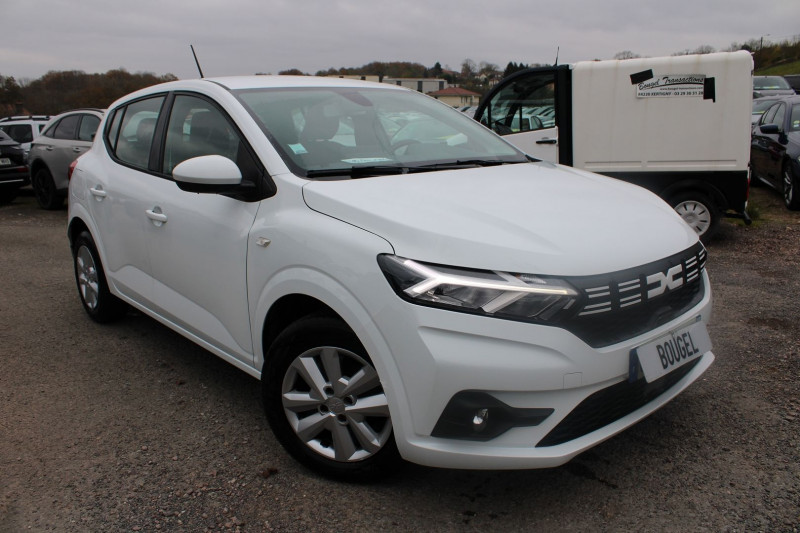 Photo 2 de l'offre de DACIA SANDERO 5 EXPRESSION SCE  FULL LED GPS CARPLAY USB RADAR BLUETOOTH RÉGULATEUR à 14500€ chez Bougel transactions