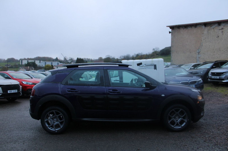 Photo 5 de l'offre de CITROEN C4 CACTUS 1L6 BLUEHDI 100 FEEL GPS USB CAMÉRA REGULATEUR BLUETOOTH ABS JA 16  DIESEL à 10990€ chez Bougel transactions