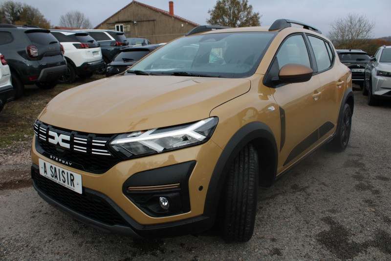 Photo 4 de l'offre de DACIA SANDERO 5 STEPWAY ECO-GPL EXTREME 100 CV GPS 3D CAMÉRA FULL LED USB JA 16 GRIP RÉGULATEUR à 19590€ chez Bougel transactions