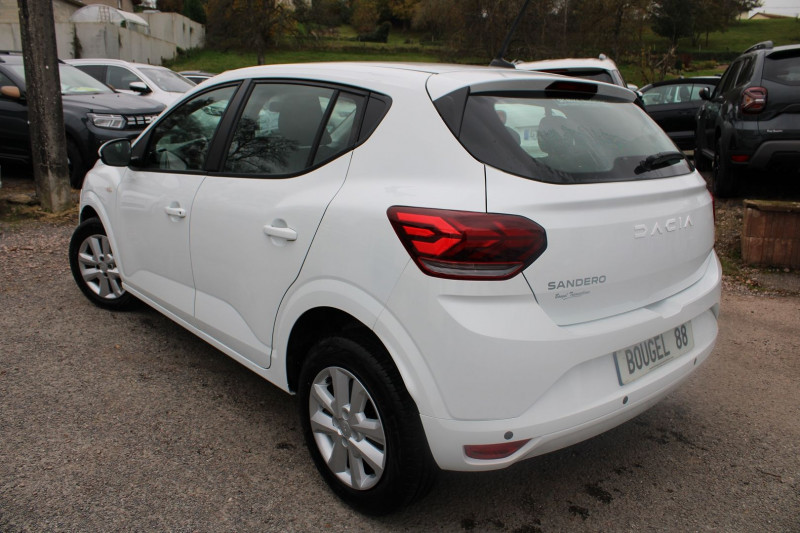 Photo 4 de l'offre de DACIA SANDERO 5 EXPRESSION SCE  FULL LED GPS CARPLAY USB RADAR BLUETOOTH RÉGULATEUR à 14500€ chez Bougel transactions