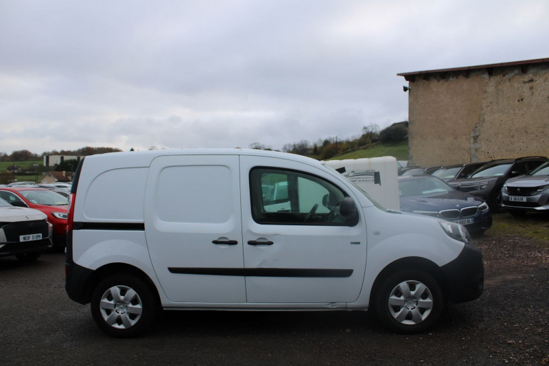 Photo 5 de l'offre de RENAULT KANGOO III EXTRA RLINK ELECTRIC 33 BOITE AUTO REGULATEUR BLUETOOTH GPS USB CLIMAT ABS à 7990€ chez Bougel transactions