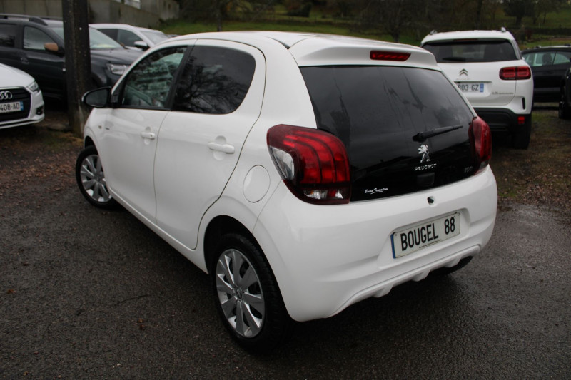 Photo 3 de l'offre de PEUGEOT 108 III STYLE VTI 72 CV ESSENCE CLIM AUDIO MP3 PACK CHROMES VT RE USB BLUETOOTH LIMITEUR à 10990€ chez Bougel transactions