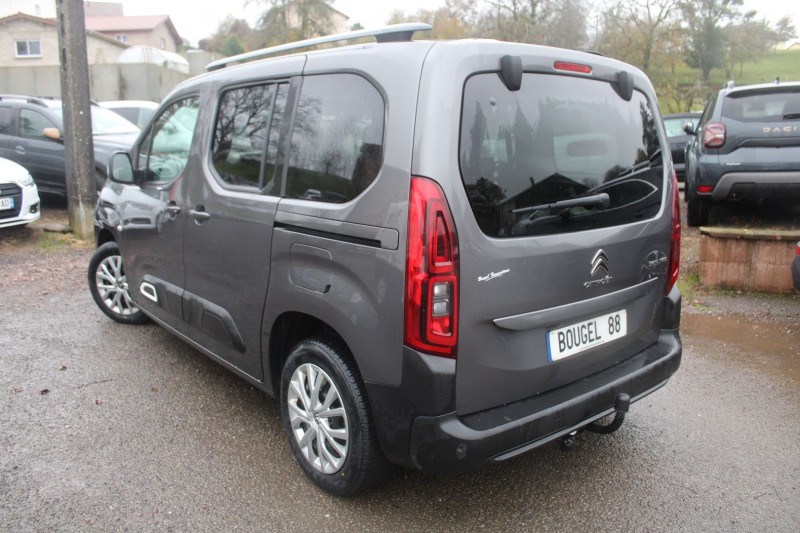 Photo 3 de l'offre de CITROEN BERLINGO 4 BLUE HDI 130 CV SHINE GPS 3D CAMÉRA USB TOIT PANO RÉGULATEUR BOITE AUTO EAT- 8 à 18990€ chez Bougel transactions