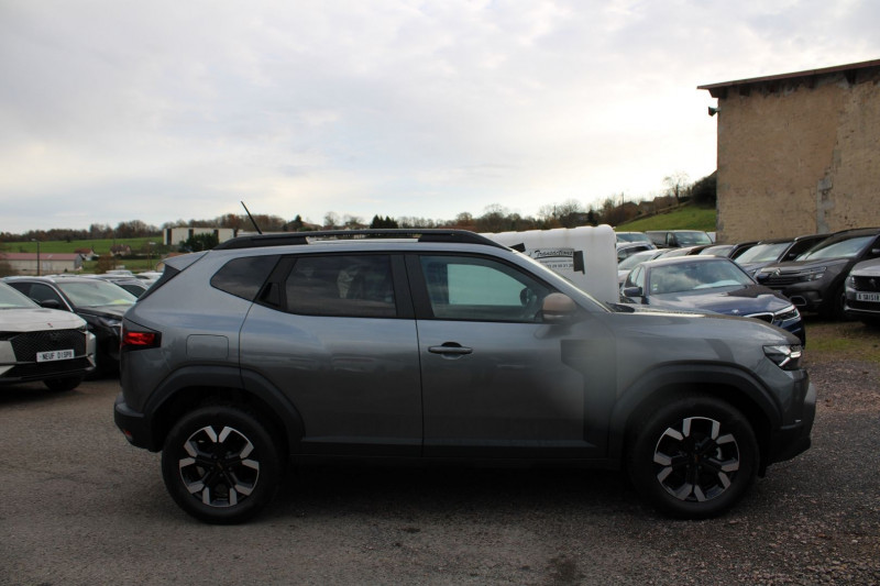 Photo 5 de l'offre de DACIA DUSTER VI EXTREME TCE 130 CV GPS CARPLAY CAMÉRA 360° RE JA 17 FULL LED I-COKPIT RÉGULATEUR à 27500€ chez Bougel transactions