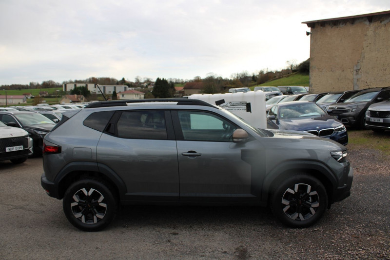 Photo 6 de l'offre de DACIA DUSTER VI EXTREME TCE 130 CV GPS CARPLAY CAMÉRA 360° RE JA 17 FULL LED I-COKPIT RÉGULATEUR à 27500€ chez Bougel transactions