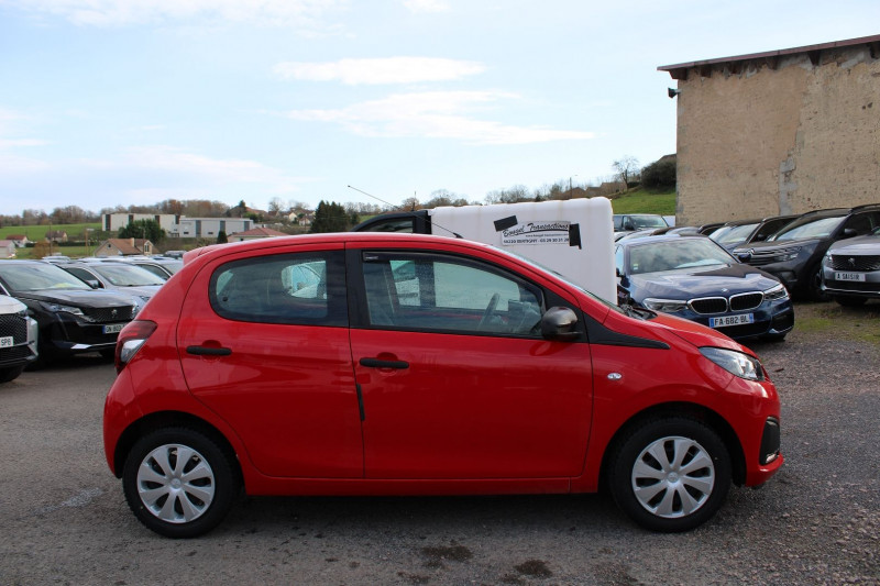 Photo 6 de l'offre de PEUGEOT 108 III ACCESS VTI 72 CV ESSENCE AUDIO MP3 USB ORDINATEUR DE BORD LIMITEUR ROUE SECOURS à 8990€ chez Bougel transactions