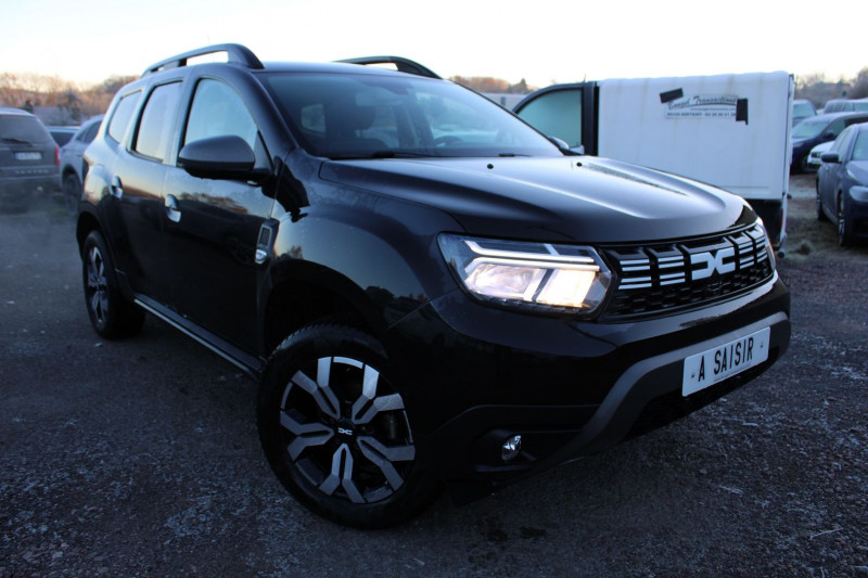 Dacia DUSTER 5 JOURNEY BLUE DCI 115 CV  4X4  GPD 3D CAMÉRA FULL LED JA 17 ATTELAGE RÉGULATEUR Diesel NOIR NACRÉ Occasion à vendre