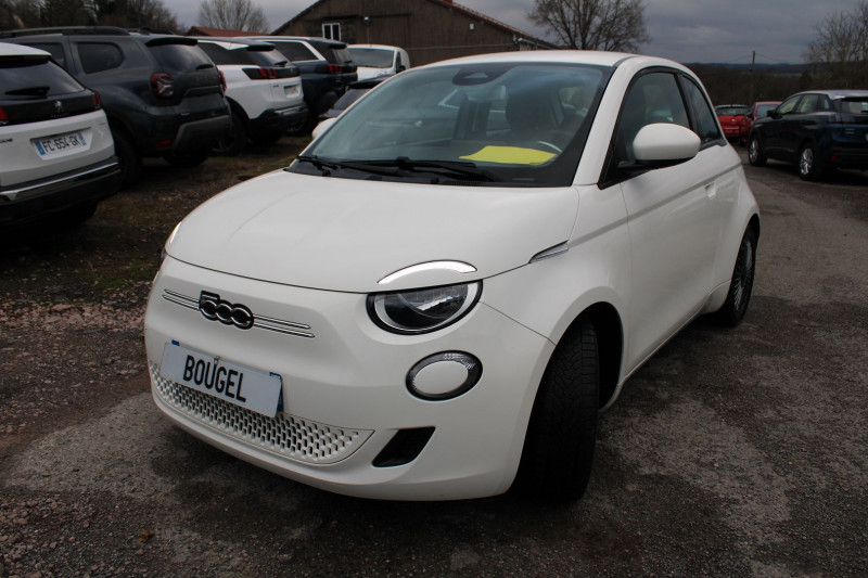 Photo 5 de l'offre de FIAT 500 III I-CONE 42 KW/H ELECTRIQUE 118 CV GPS 3D CAMÉRA USB JA 16 RÉGULATEUR BOITE AUTO à 14500€ chez Bougel transactions