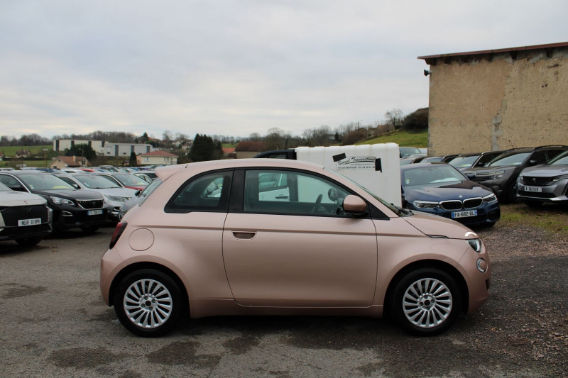 Photo 5 de l'offre de FIAT 500 III ACTION PLUS 24KWH ELECT 95 CV BOITE AUTO ÉCRAN U.CONNECTGPS USB REGULATEUR LEDS à 12990€ chez Bougel transactions