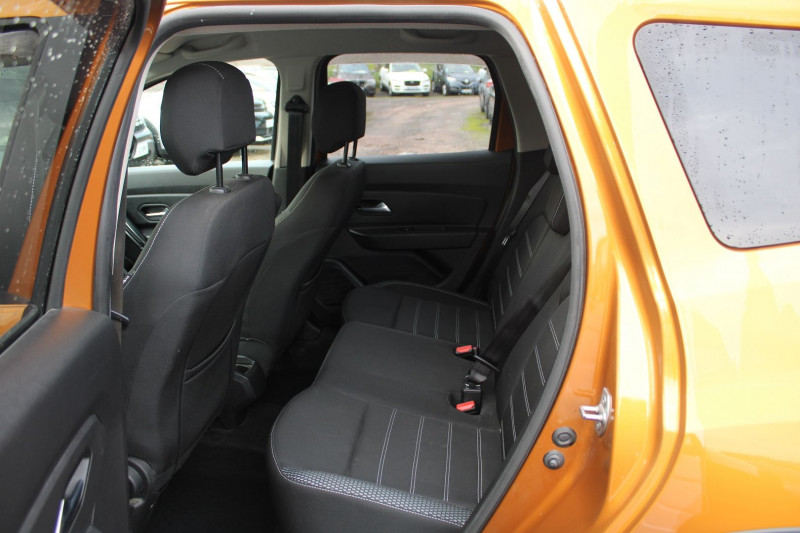 Photo 11 de l'offre de DACIA DUSTER III DCI 115 CV PRESTIGE  4X4  GPS 3D CAMÉRA USB JA 17 ATTELAGE BLUETOOTH RÉGULATEUR à 18900€ chez Bougel transactions