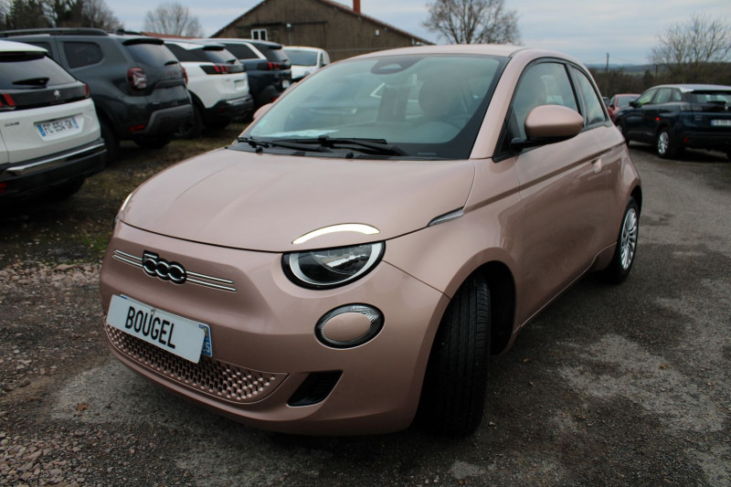 Photo 4 de l'offre de FIAT 500 III ACTION PLUS 24KWH ELECT 95 CV BOITE AUTO ÉCRAN U.CONNECTGPS USB REGULATEUR LEDS à 12990€ chez Bougel transactions