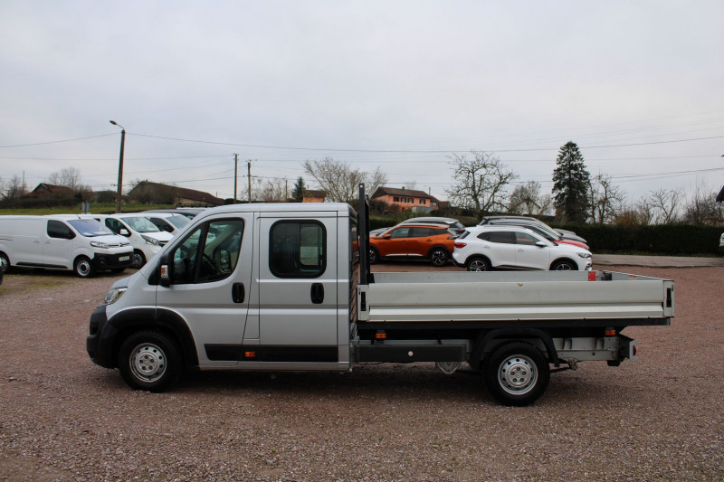 Photo 7 de l'offre de CITROEN JUMPER PLATEAU GPS 3D PLATEAU=3M30  7 PLACES  2L HDI 160 CV ATTELAGE BLUETOOTH TVA=19990 E HT à 23990€ chez Bougel transactions